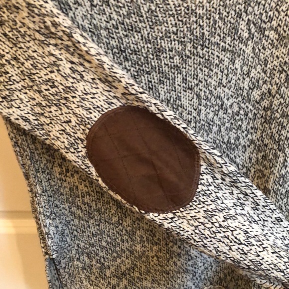 Knitted tunic - off white and black coloring - Picture 6 of 7